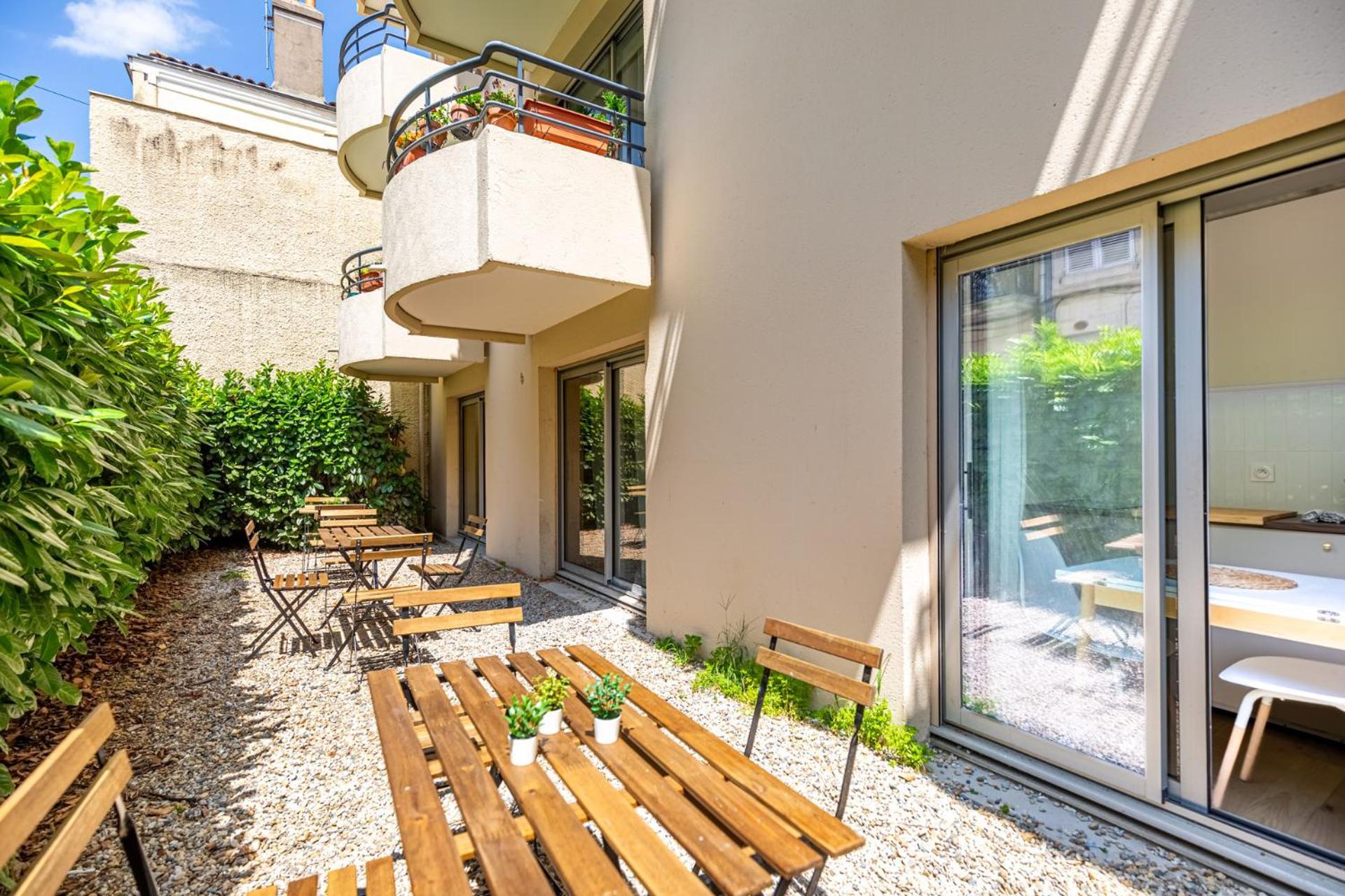 Lavie Maison Balneo Garden Flat 波尔多 外观 照片